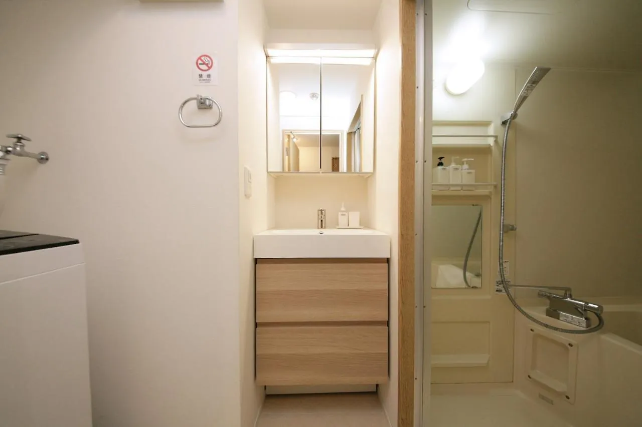 Goom Hotel Fukuoka-Tenjin 4*, فوكوكا